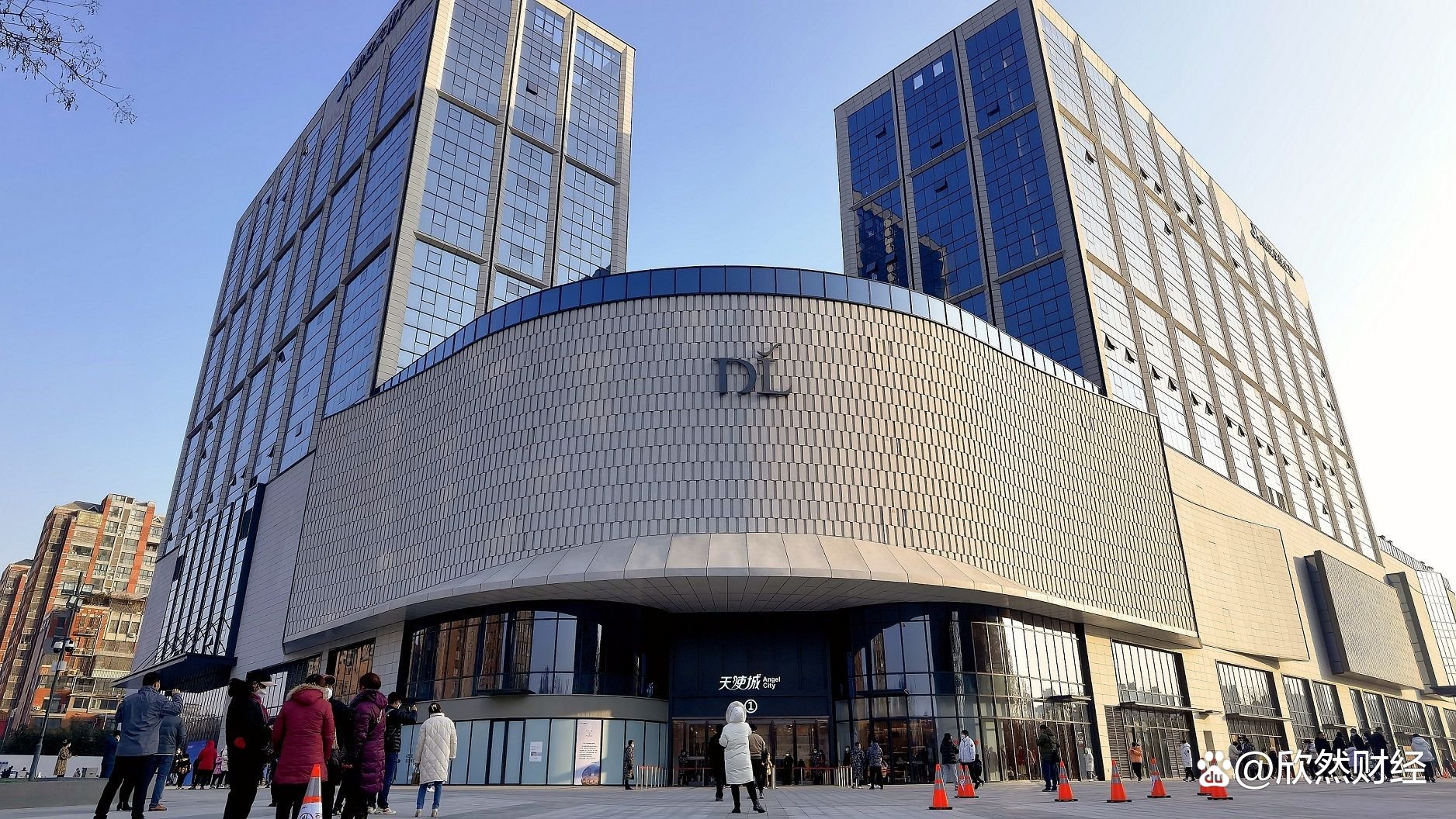 胖东来服务名言_对生活不懈追求的诗句_顾客服务的追求，胖东来的不懈努力