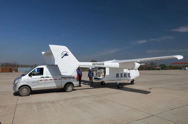 无人机试飞平台_无人飞行测量采集系统_成功首飞的TP1000无人运输机，年底飞行测试计划
