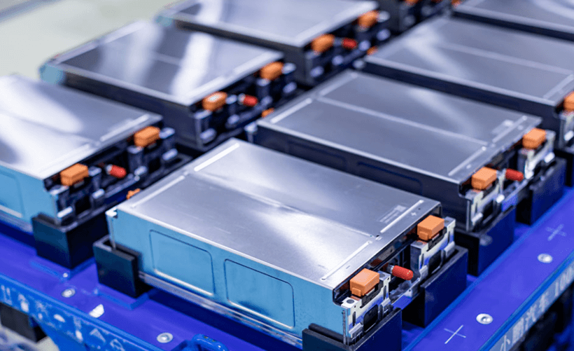 TP1000无人运输机首飞：技术突破与智能空投的结合_空投无人机_无人空投小飞机