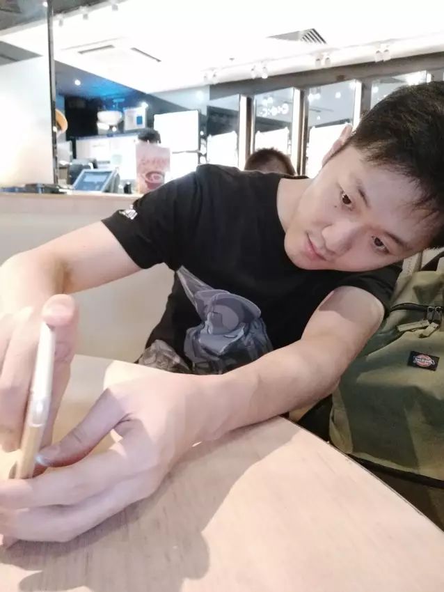 评测ViVo手机的操作流畅度与响应速度_手机运行流畅度_手机的流畅度