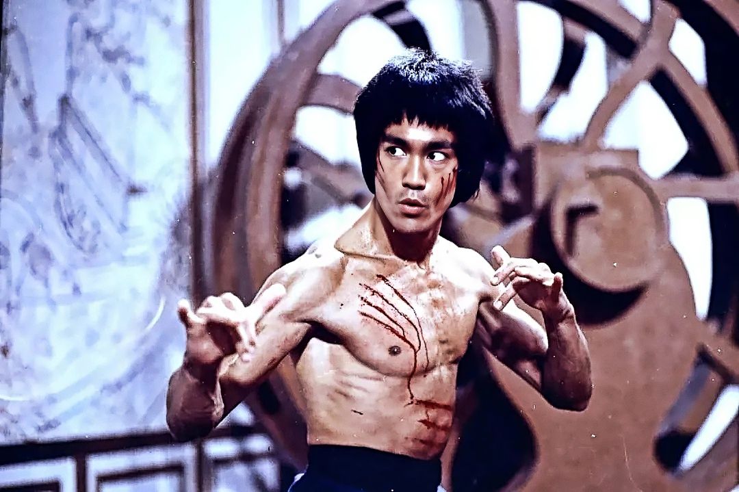 李小龙哲学bewater_李小龙讲哲学_李小龙的生活哲学与成功秘诀