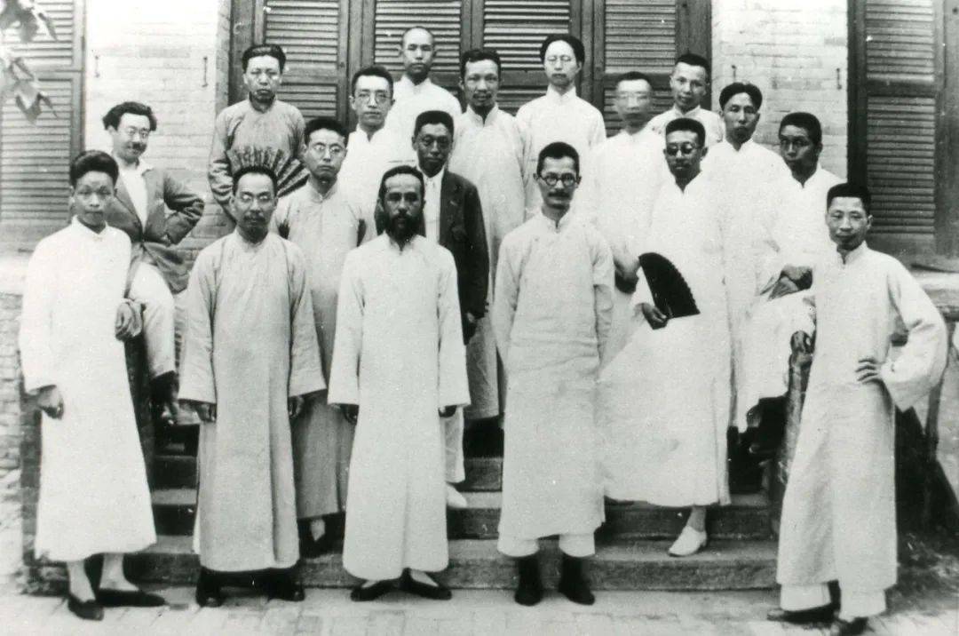 吴樾的生活哲学与人生观_哲学人生观_哲学与人生视频