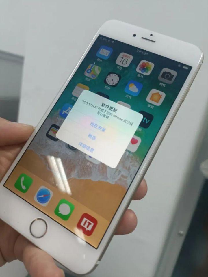 最新iOS系统引领移动科技革新潮流：功能、用户体验与安全性全面升级