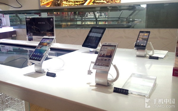 以行践言 华为加速品牌店/售后体系建设