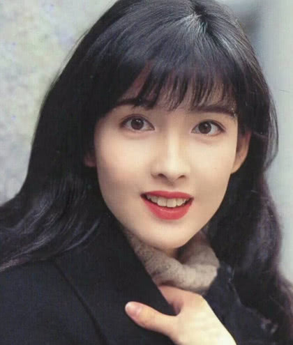 老女神影坛香港周慧敏在线观看_港星女神周慧敏_周慧敏:香港影坛的不老女神