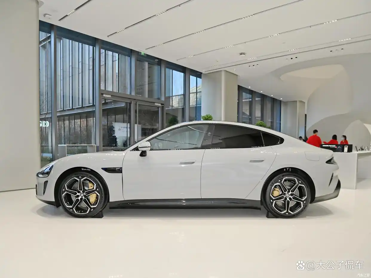 智能与品质并重：小米汽车的市场策略_小米汽车战略_小米汽车产品组合策略