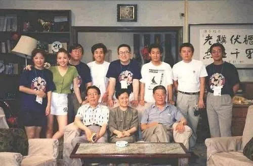 张一山在余罪里叫什么_张一山（Zhang Yishan） - 参演过《家有儿女》和《余罪》。_余罪张一山演技炸裂