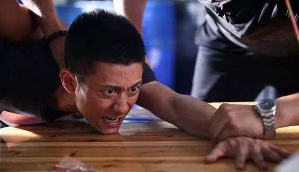 张一山余罪_张一山（Zhang Yishan） - 参演过《家有儿女》和《余罪》。_张一山演余罪的时候多大