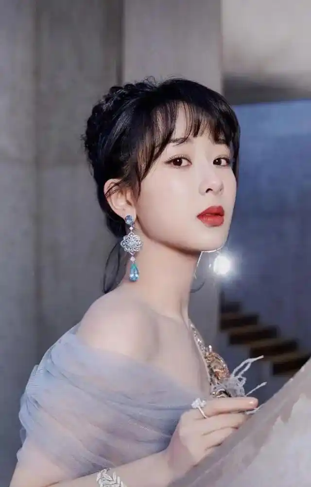 余罪张一山演技炸裂_张一山演余罪的时候多大_张一山（Zhang Yishan） - 参演过《家有儿女》和《余罪》。