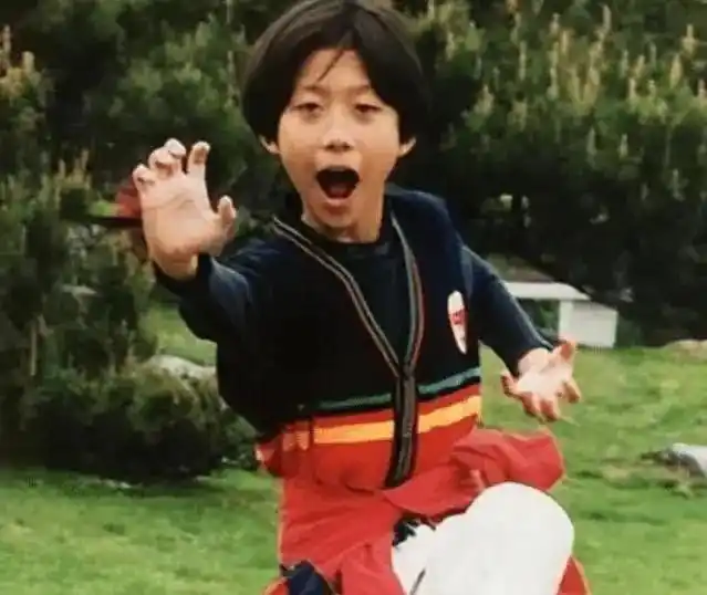 张一山演余罪的时候多大_张一山（Zhang Yishan） - 参演过《家有儿女》和《余罪》。_余罪张一山演技炸裂