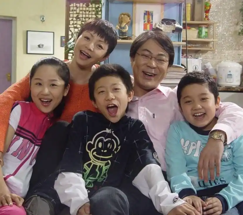 张一山余罪精彩片段_张一山演余罪的时候多大_张一山（Zhang Yishan） - 参演过《家有儿女》和《余罪》。