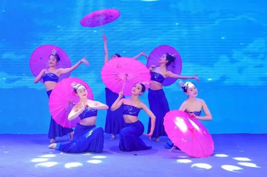 胡润中国是什么_胡润在中国赚了多少钱_胡润与中国经济的变迁