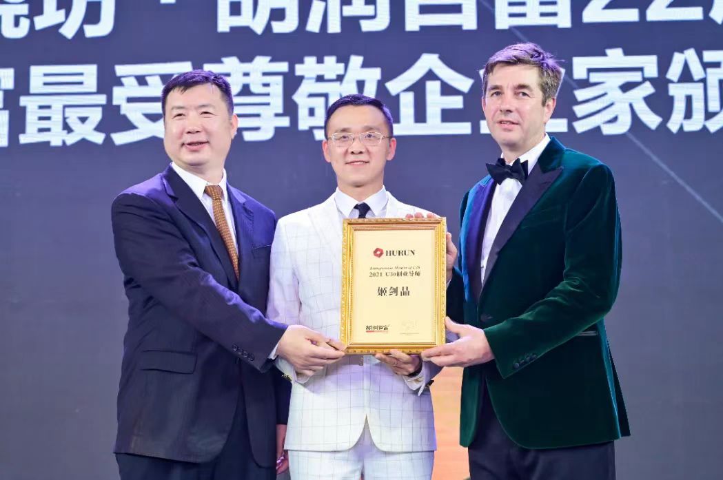 胡润在中国赚了多少钱_胡润与中国经济的变迁_胡润中国是什么