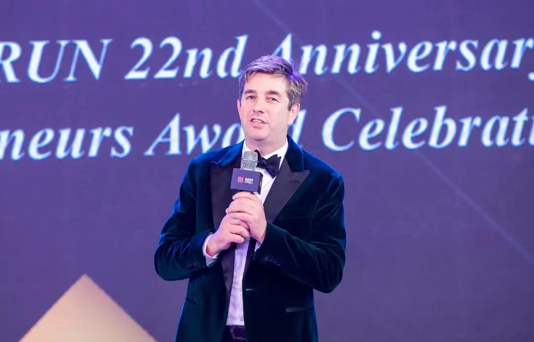 胡润中国是什么_胡润在中国赚了多少钱_胡润与中国经济的变迁