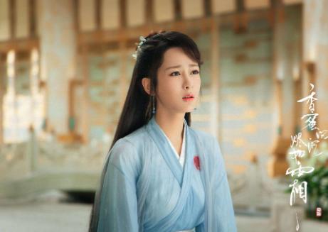 杨紫沉香蜜蜜烬如霜宣传_杨紫（Yang Zi） - 以《香蜜沉沉烬如霜》和《家有儿女》而受到欢迎。_杨紫沉沉蜜蜜烬如霜