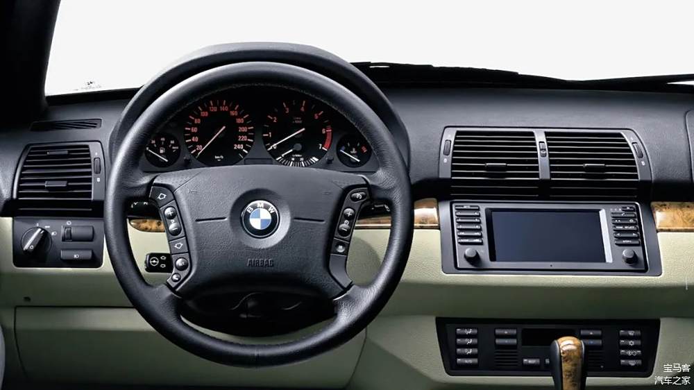 宝马相关知识_宝马汽车对未来安全标准的引领性_宝马强调的是安全还是质量