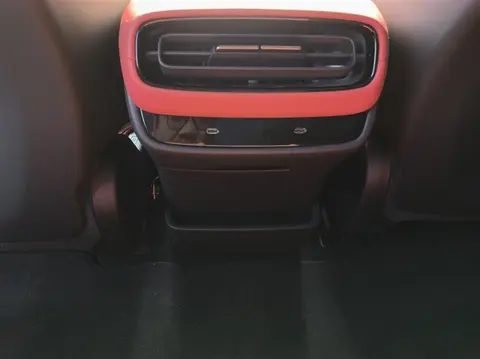 续航能力百科_小姐汽车SU7 Max：续航与性能的完美结合_续航车怎么样