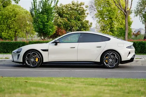 续航车怎么样_续航能力百科_小姐汽车SU7 Max：续航与性能的完美结合