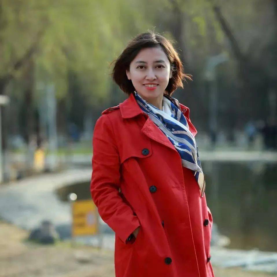 成龙国际集团简介_成龙国际集团董事长_成龙的文化交流与国际化