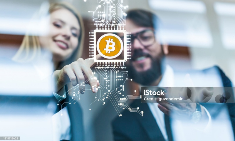 KRT币：基于区块链的去中心化加密货币及其在DeFi和智能合约中的应用