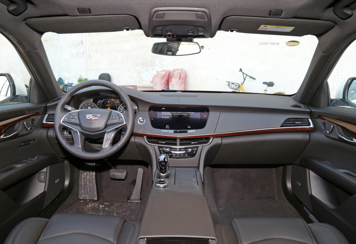 典范2021款自动进取型_为什么全新BMW 5系是中大型豪华轿车的安全典范？_为什么全新BMW 5系是中大型豪华轿车的安全典范？