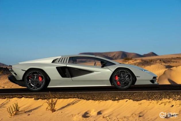 宾利象征的意义_为何宾利汽车是身份与地位的象征？_宾利寓意