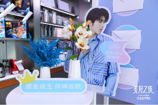 OPPO的线下体验店带来的互动体验_OPPO的线下体验店带来的互动体验_OPPO的线下体验店带来的互动体验