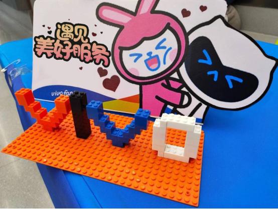 OPPO的线下体验店带来的互动体验_OPPO的线下体验店带来的互动体验_OPPO的线下体验店带来的互动体验