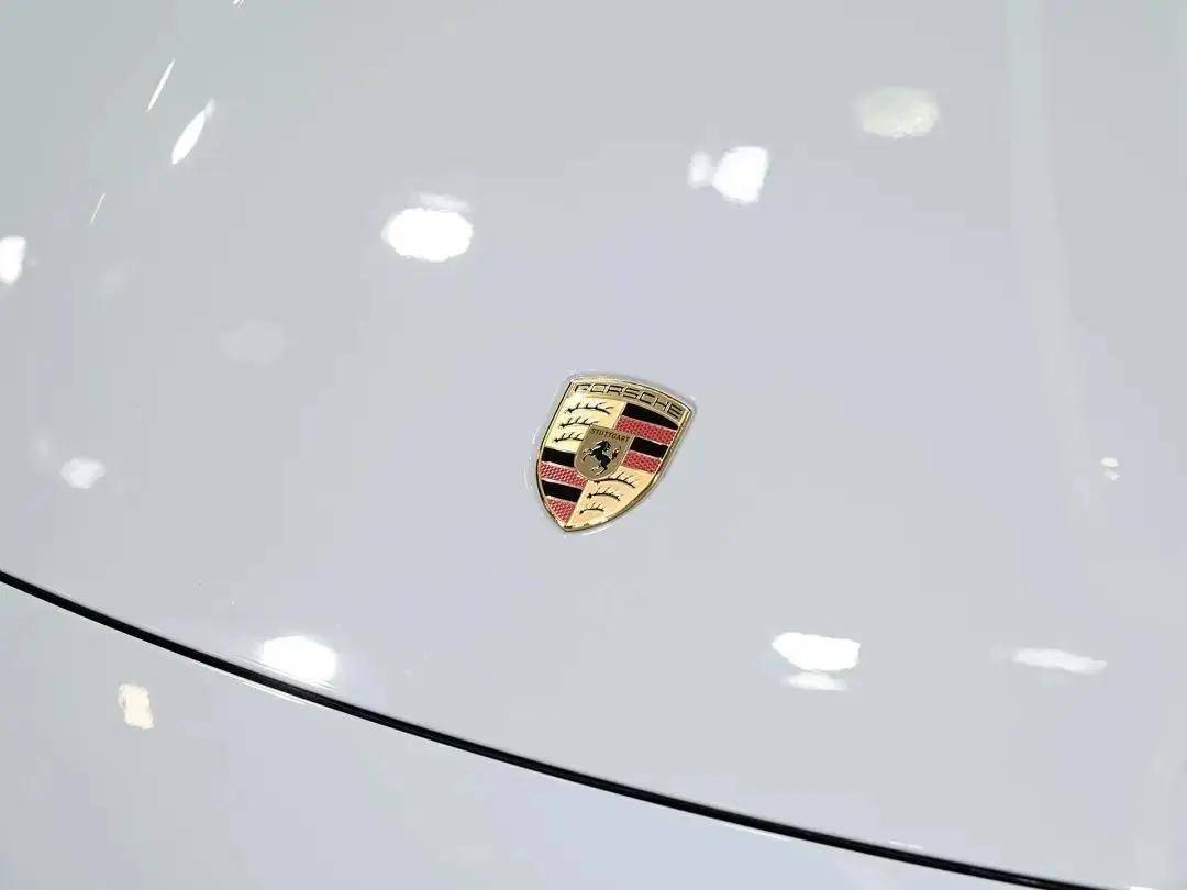 保时捷电动车概念车_保时捷的未来：电动化与智能科技_保时捷设计电动车