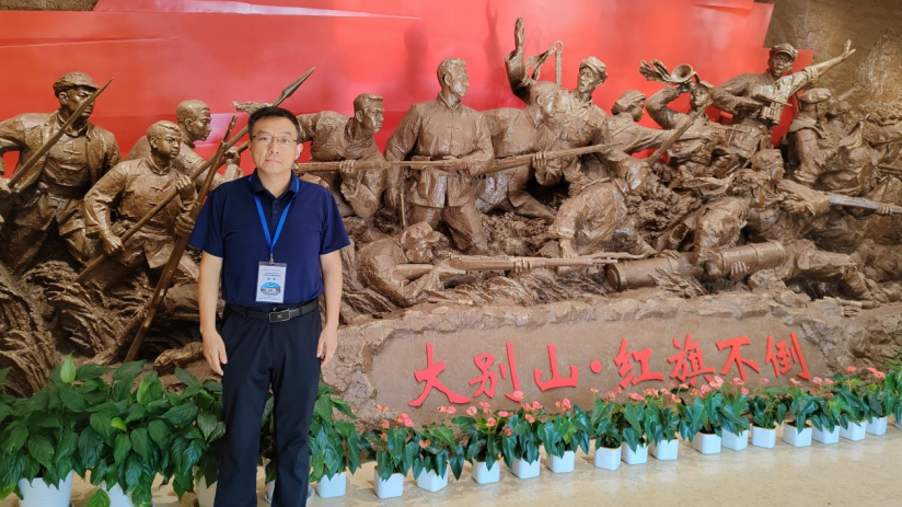 光明汽车城项目_光明新能源公司_新能源汽车市场的光明与阴霾