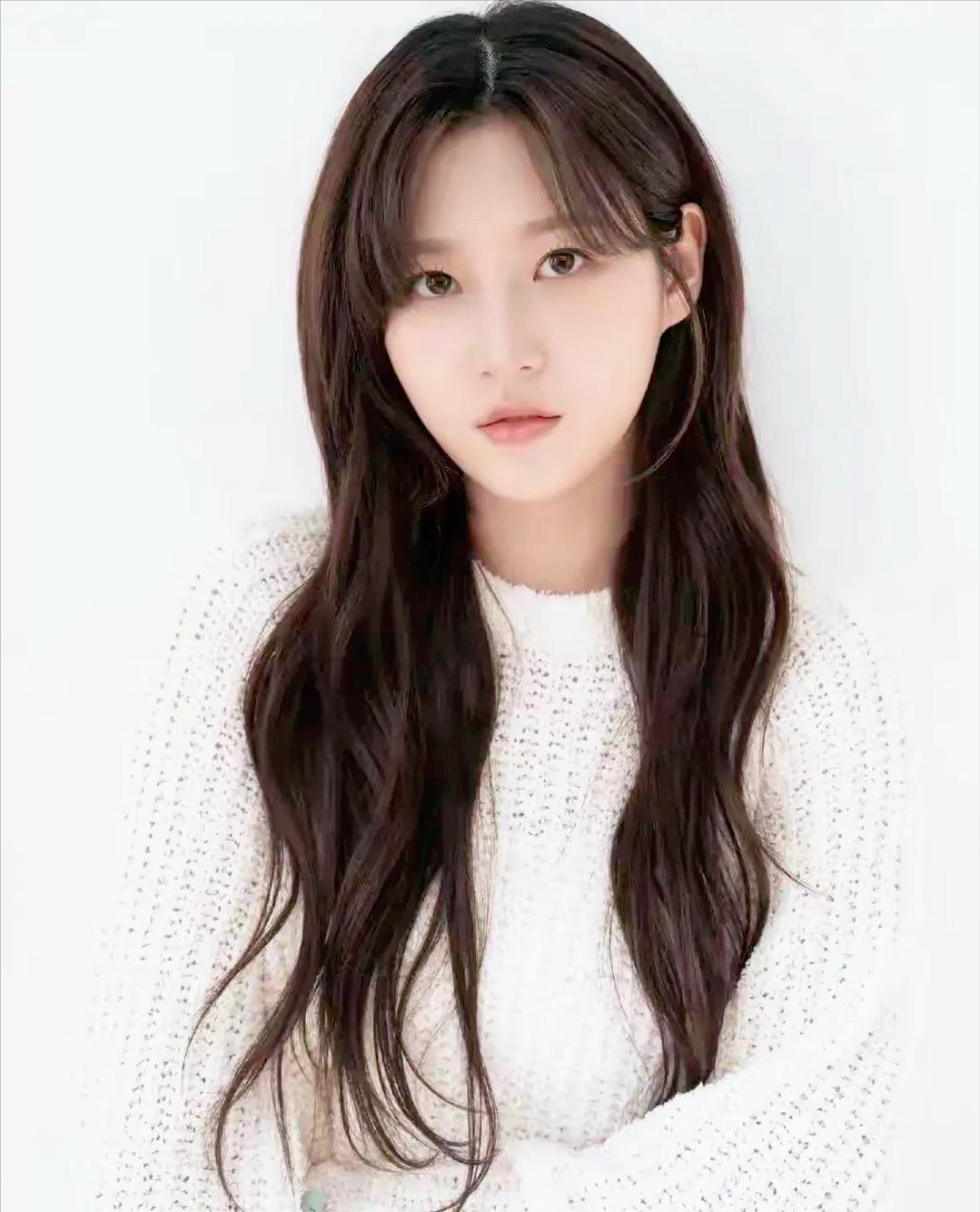 金秀贤的形象转变与公众接受度_金秀贤的形象转变与公众接受度_金秀贤的形象转变与公众接受度