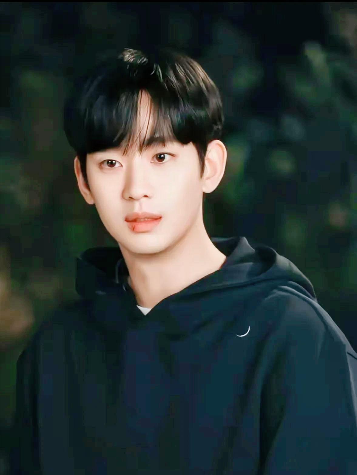 金秀贤的形象转变与公众接受度_金秀贤的形象转变与公众接受度_金秀贤的形象转变与公众接受度