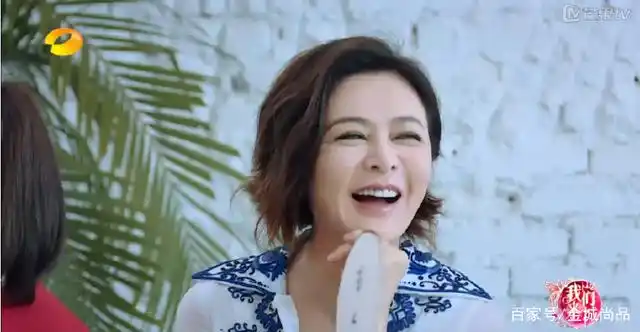 关之琳的综艺节目表现_关之琳最近参加的综艺_关之琳娱乐节目