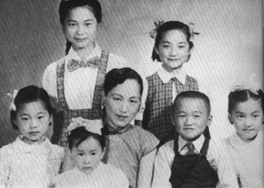 张国荣的内心斗争与自我探寻_张国荣的内心斗争与自我探寻_解读张国荣