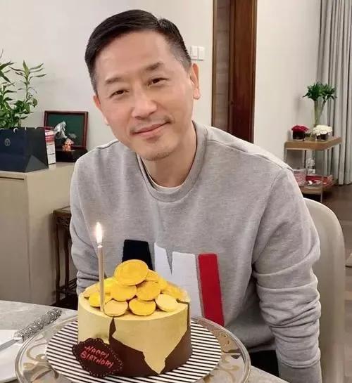 张国荣影响力多大_张国荣与他影响过的艺人_张国荣在娱乐圈的影响力