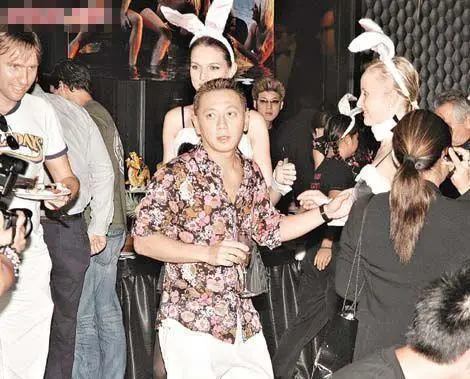 张国荣在娱乐圈的影响力_张国荣在当时影响力真的大吗_张国荣与他影响过的艺人