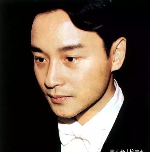 梅艳芳与张国荣芳华绝代红馆演唱会：芳华绝代的灵魂与时代的缩影