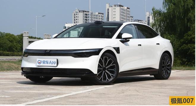 小米智能新能源汽车_小米智能越野车评测_小米SUV的智能系统如何配合续航提升？