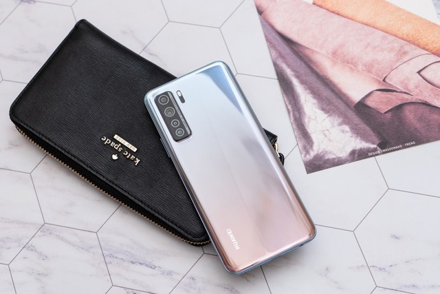 双立人nova系列_nova系列手机的最新功能亮点_最新功能手机