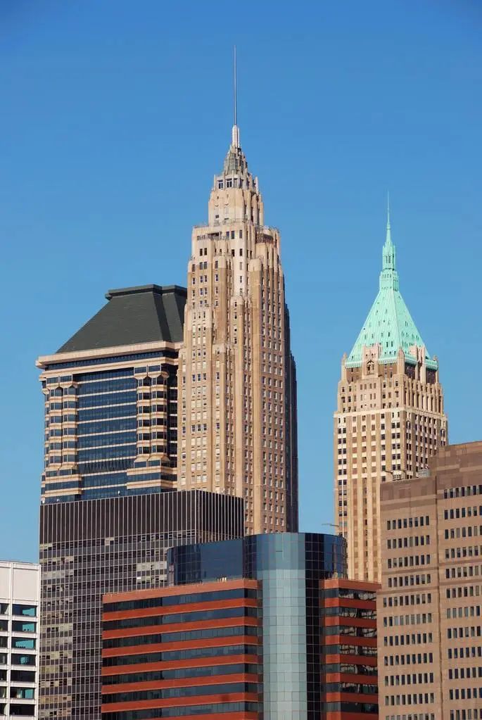 货币虚拟化的原因_如何通过教育提升对虚拟货币的理解：影响投资决策的关键因素_阐述货币虚拟化的逻辑过程