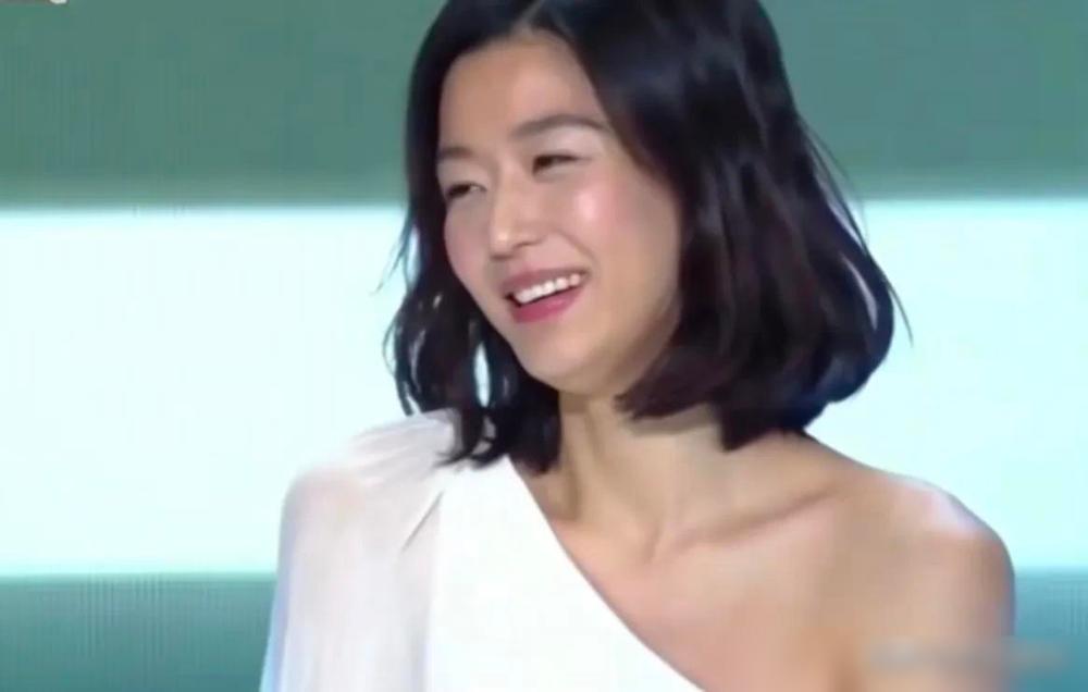 金秀贤在国际活动中的表现_金秀贤在国际活动中的表现_金秀贤在国际活动中的表现