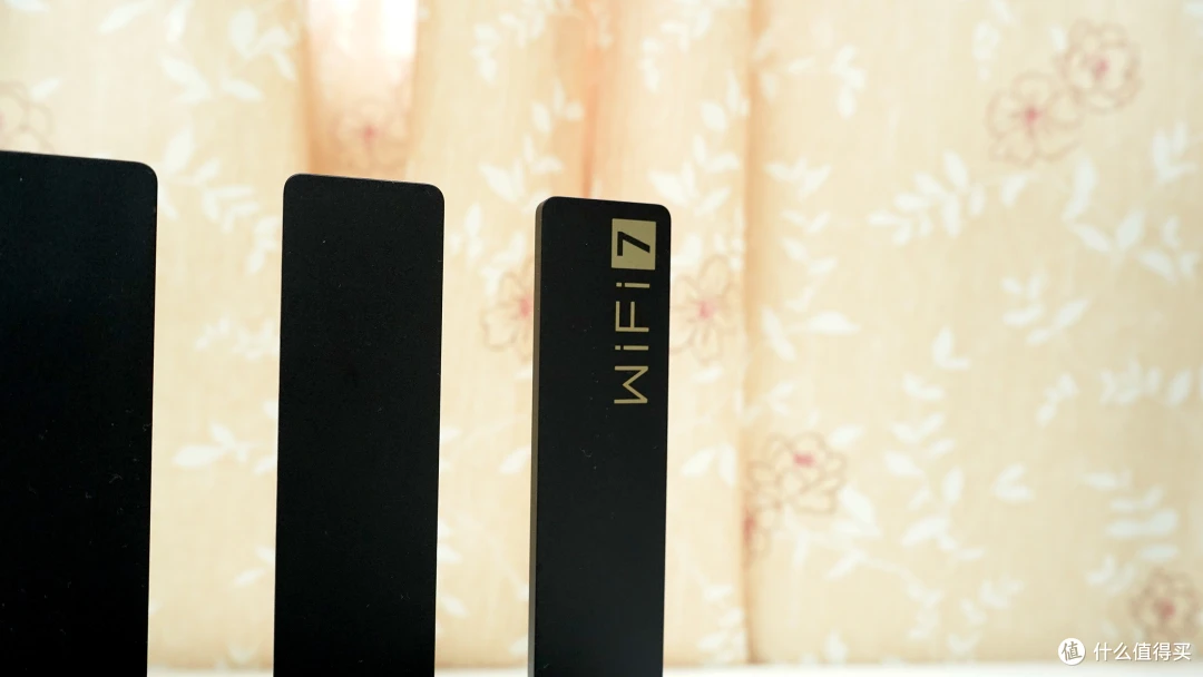 三款入门级路由乱斗 哪款才能C位出道