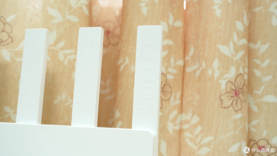 三款入门级路由乱斗 哪款才能C位出道