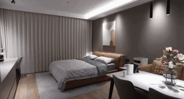 科技色彩装饰画_全屋智能化，为家庭生活增添科技色彩_科技感房间布置