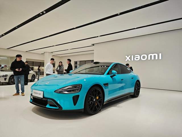 新能源时代下充满争议的小米汽车后来居上，凭品牌影响力赢市场